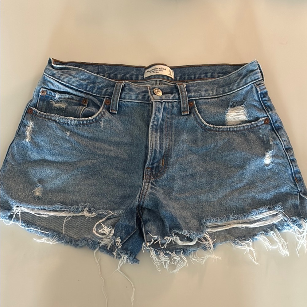 Abercrombie & Fitch Boyfriend Mid Rise Jean Short